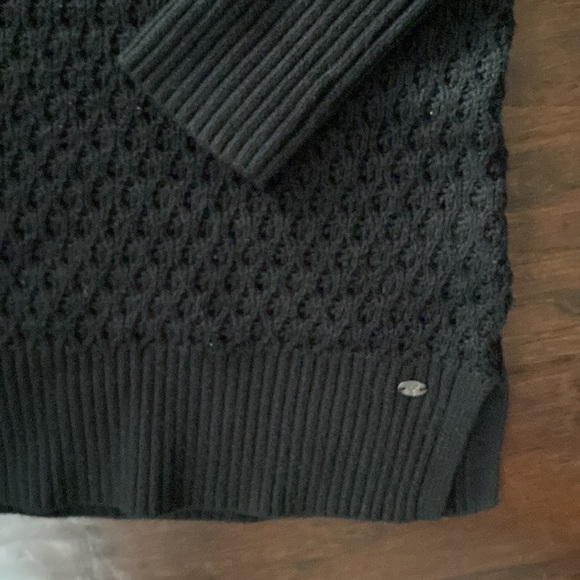 American Eagle Sweater - Picture 3 of 4